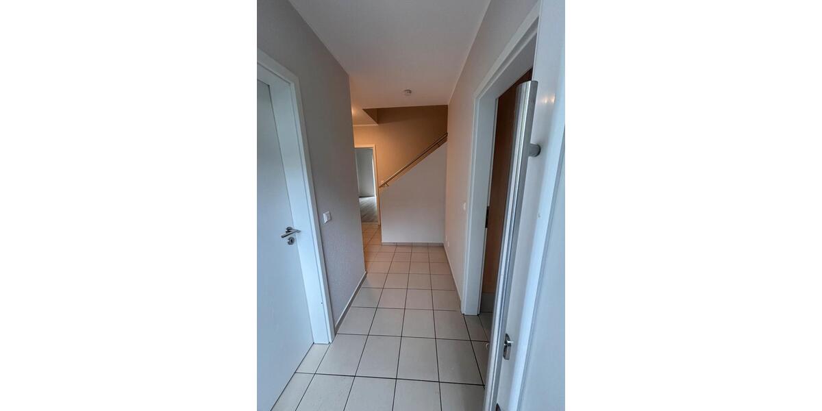 Doppelhaushälfte Harsewinkel - 4 Zimmer, 130 m&sup2;, 1.300&euro; | Angebot:26623941
