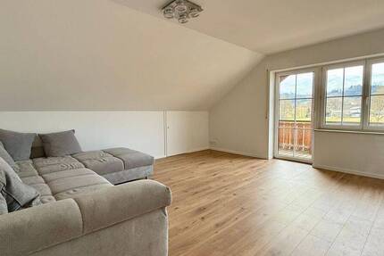 Wohnung Bad Griesbach i.Rottal Weng - 4 Zimmer, 108 m&sup2;, 900&euro; | Angebot:26433593