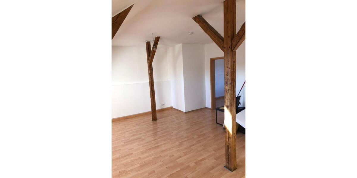 Dachgeschoßwohnung Meiningen - 3 Zimmer, 79 m&sup2;, 550&euro; | Angebot:24863020