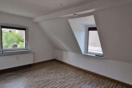 Wohnung Teuchern OT Trebnitz Trebnitz - 2 Zimmer, 51 m&sup2;, 360&euro; | Angebot:26767384