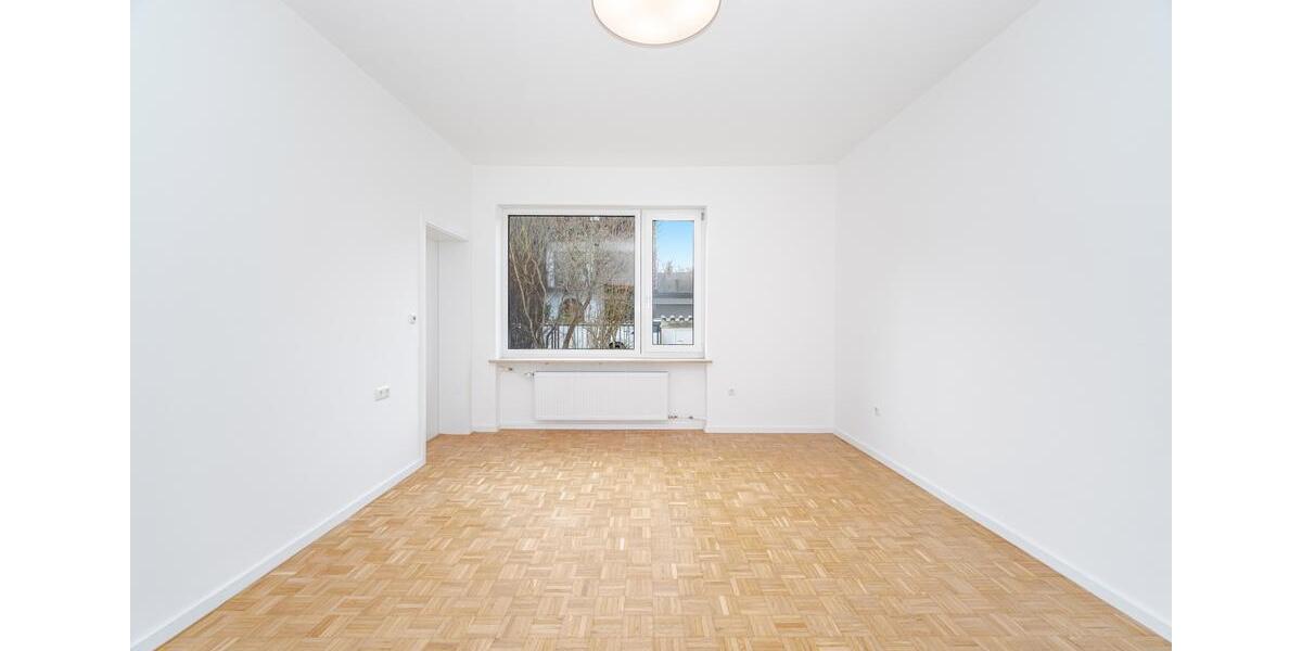 Einfamilienhaus Grünwald - 6 Zimmer, 210 m&sup2;, 4.200&euro; | Angebot:24571196
