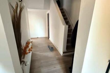 Haus Ober-Olm Olm - 2 Zimmer, 96 m&sup2;, 1.580&euro; | Angebot:24796171