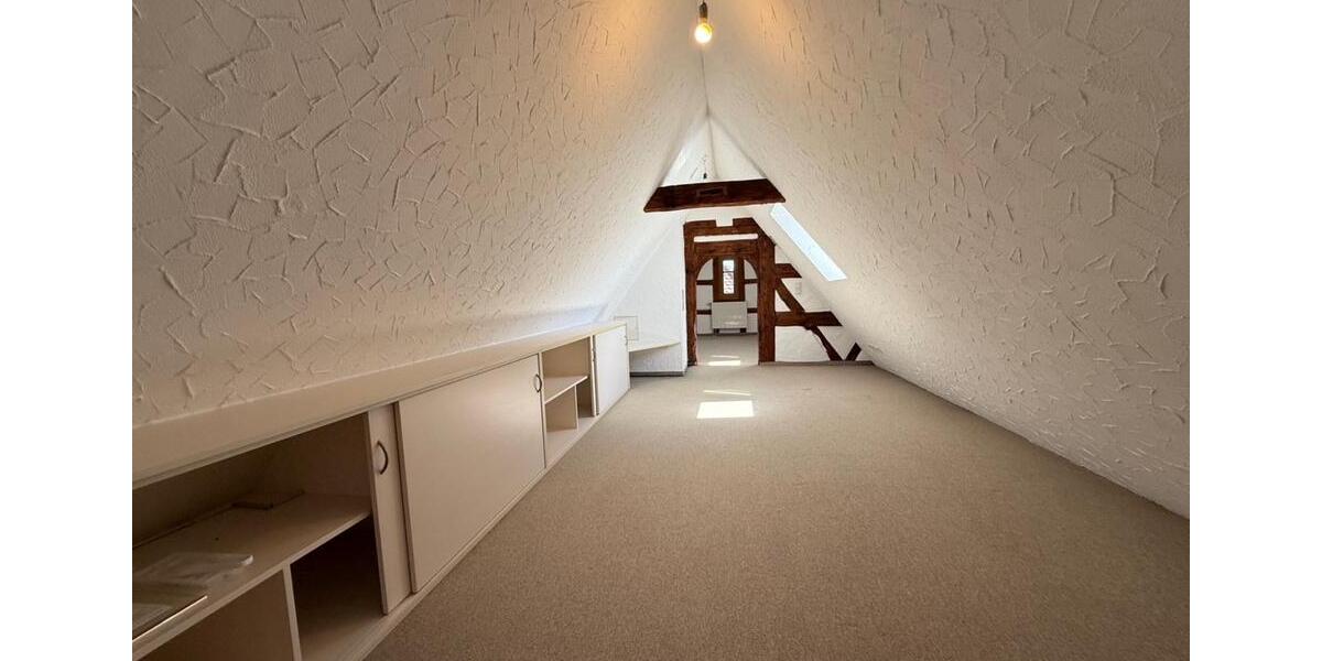 Erdgeschoßwohnung Lonnerstadt - 2.5 Zimmer, 83 m&sup2;, 829&euro; | Angebot:22658313