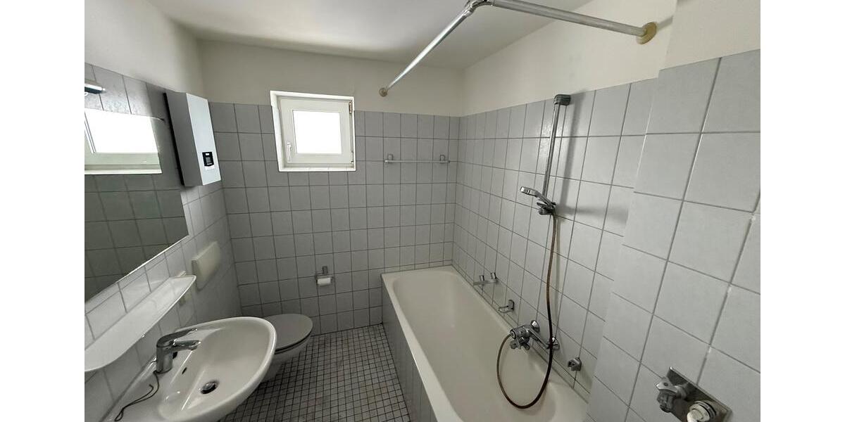 Erdgeschoßwohnung Wolfsburg - 2 Zimmer, 65 m&sup2;, 539&euro; | Angebot:24440696