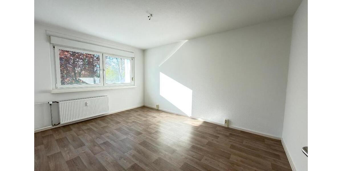 Etagenwohnung Bernburg (Saale) - 2 Zimmer, 45 m&sup2;, 360&euro; | Angebot:26279318