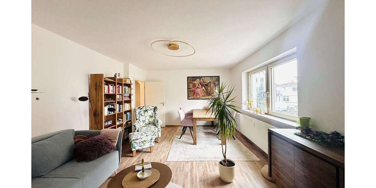 Etagenwohnung Dossenheim - 3 Zimmer, 84 m&sup2;, 1.210&euro; | Angebot:25862194