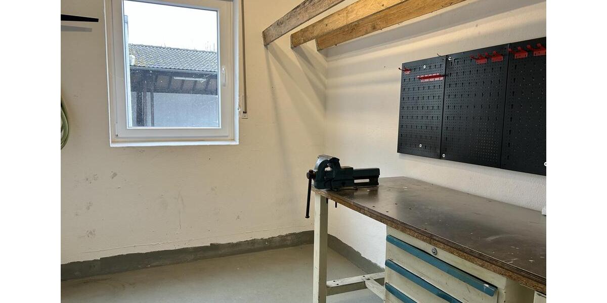 Etagenwohnung Attendorn - 4 Zimmer, 106 m&sup2;, 990&euro; | Angebot:24885010