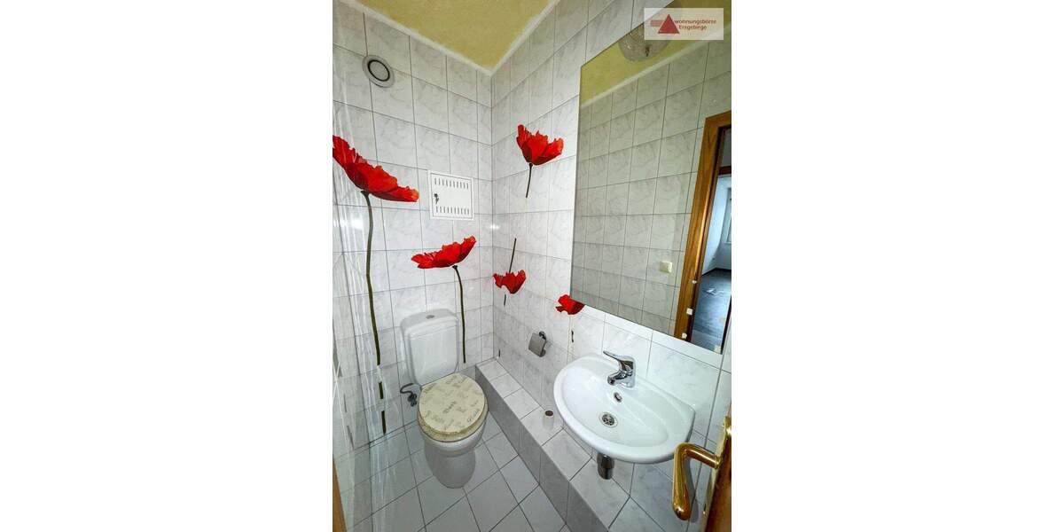 4-Raum-Wohnung mit großem Balkon in Bernsbach zu vermieten 4 zimmer