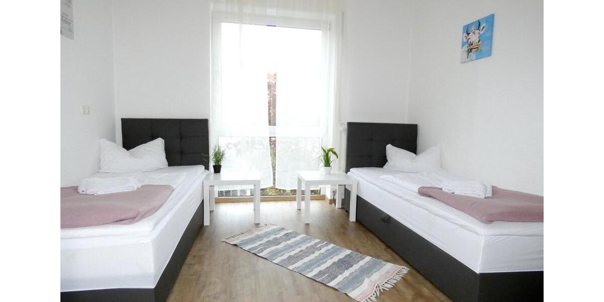 Wohnen auf Zeit Bodenwöhr - 3 Zimmer, 100 m&sup2;, 17&euro; | Angebot:12322700
