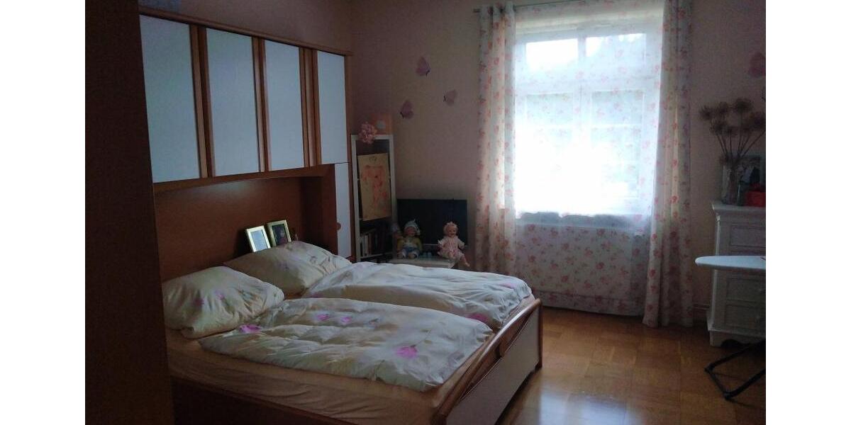 Etagenwohnung Siegburg - 4 Zimmer, 76 m&sup2;, 680&euro; | Angebot:26042314