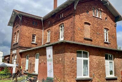 Wohnung Lalendorf - 3 Zimmer, 117 m&sup2;, 620&euro; | Angebot:25693426