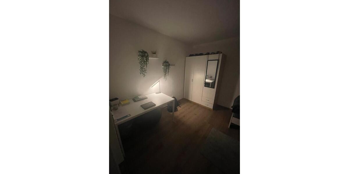 Wohnen auf Zeit Mannheim Gartenstadt - 15 Zimmer, 45 m&sup2;, 420&euro; | Angebot:26553501