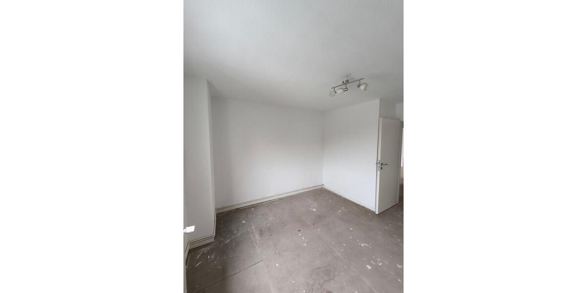 Dachgeschoßwohnung Emden Tholenswehr - 2 Zimmer, 62 m&sup2;, 435&euro; | Angebot:25377072