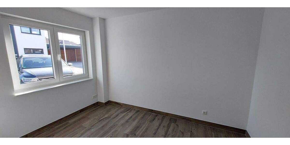 Etagenwohnung Stralsund Andershof - 5 Zimmer, 127 m&sup2;, 1.650&euro; | Angebot:24834494