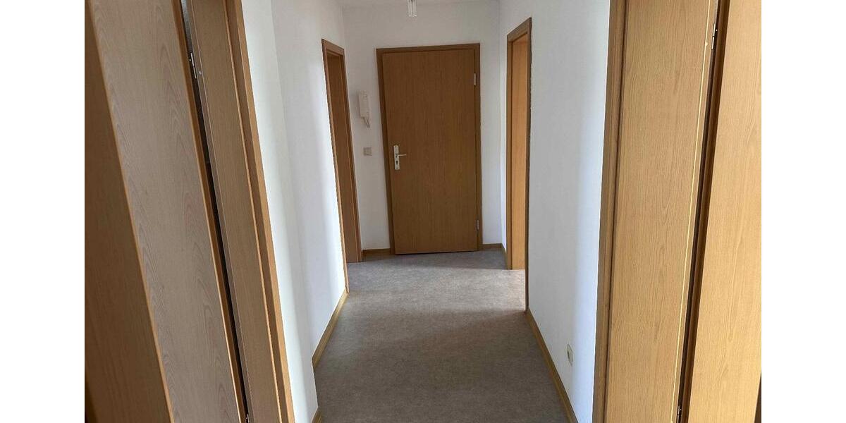 Etagenwohnung Staßfurt - 3 Zimmer, 61 m&sup2;, 366&euro; | Angebot:24690894