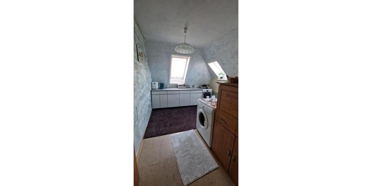 Dachgeschoßwohnung Markgröningen - 4 Zimmer, 84 m&sup2;, 1.050&euro; | Angebot:26481756