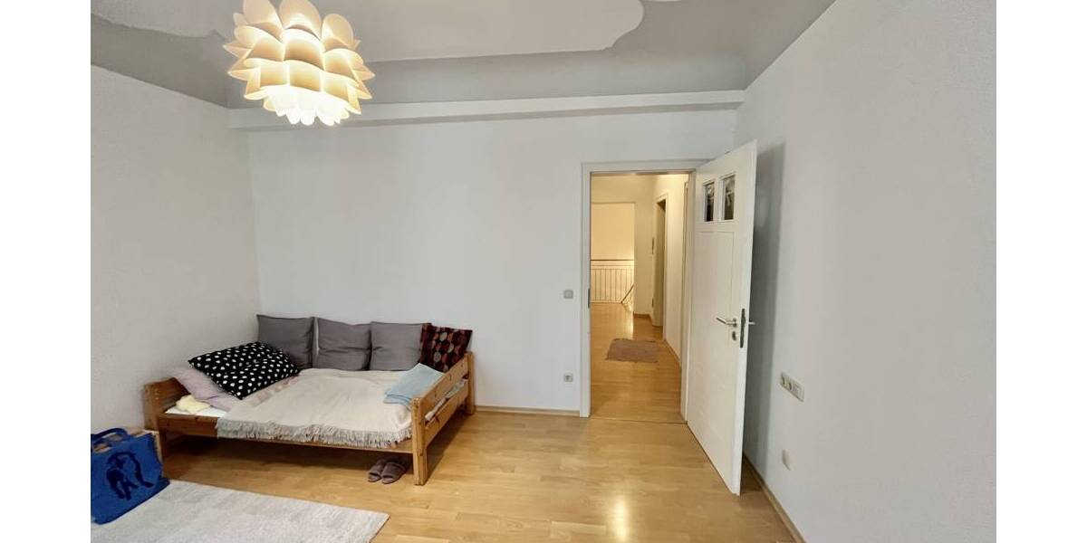 Etagenwohnung Passau Altstadt - 4 Zimmer, 126 m&sup2;, 1.300&euro; | Angebot:26514899