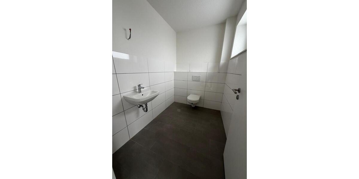 Doppelhaushälfte Wees - 4 Zimmer, 110 m&sup2;, 1.600&euro; | Angebot:25099551