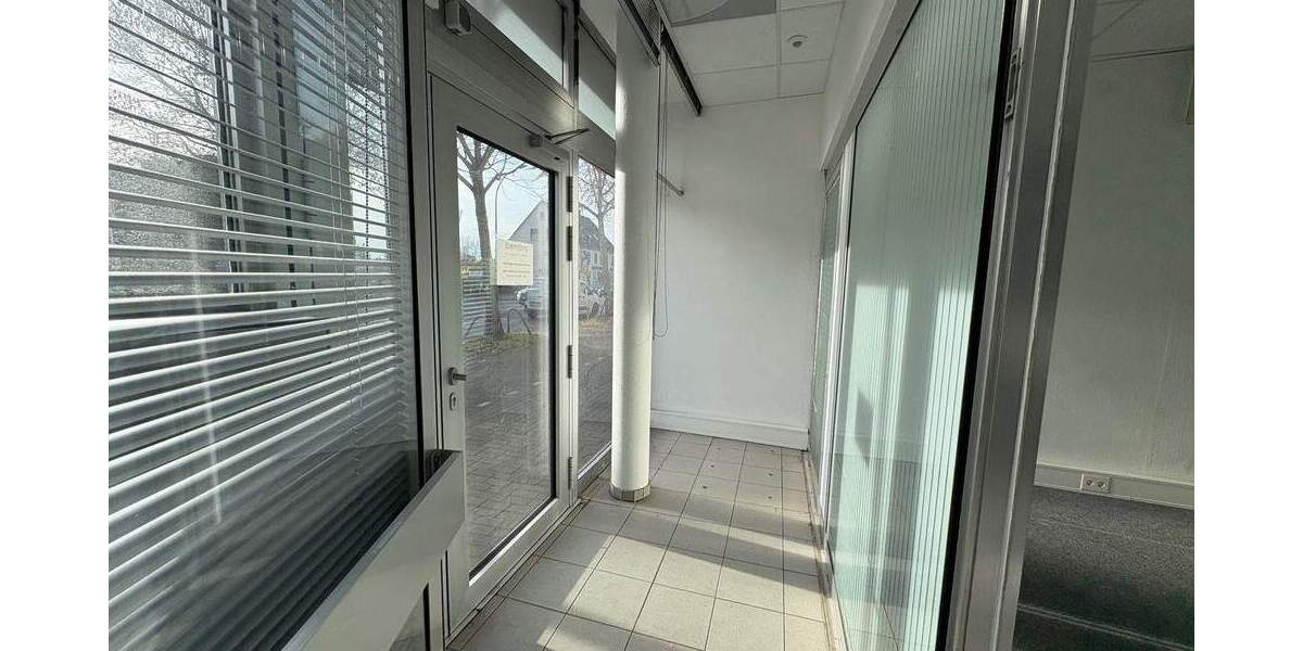 Gewerbeobjekt Dortmund Barop - 4 Zimmer, 1.200&euro; | Angebot:23763702