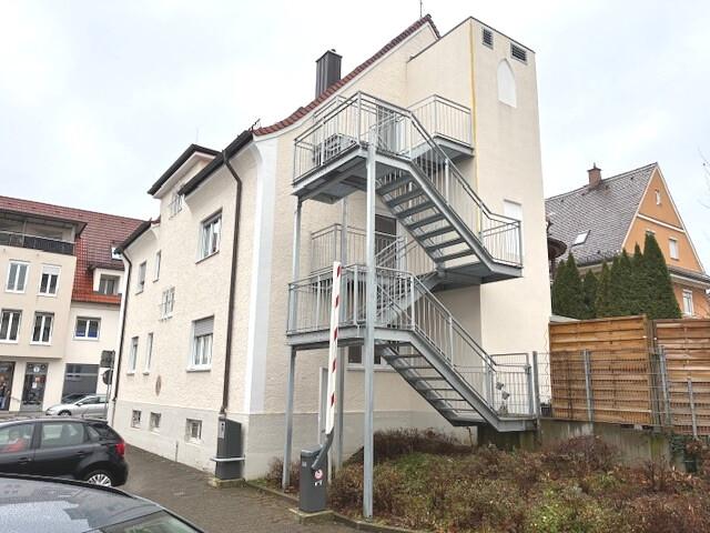 Dachgeschoßwohnung Krumbach (Schwaben) - 1 Zimmer, 23 m&sup2;, 380&euro; | Angebot:26533453