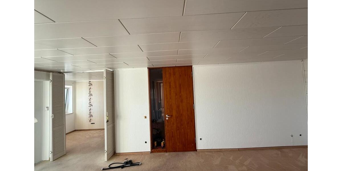 Etagenwohnung Winterberg - 4 Zimmer, 110 m&sup2;, 1.350&euro; | Angebot:26608720