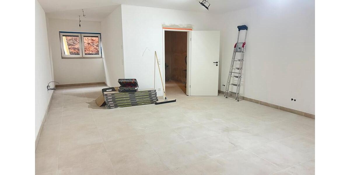 Etagenwohnung Schwalbach - 2 Zimmer, 70 m&sup2;, 700&euro; | Angebot:24641319