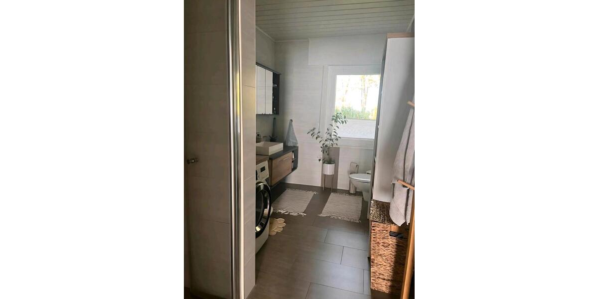 Erdgeschoßwohnung Gehrde - 6 Zimmer, 130 m&sup2;, 820&euro; | Angebot:26652761