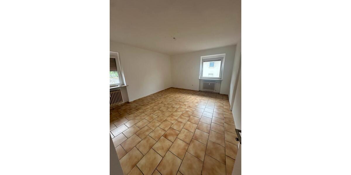 Etagenwohnung Völklingen - 4 Zimmer, 120 m&sup2;, 800&euro; | Angebot:26449159