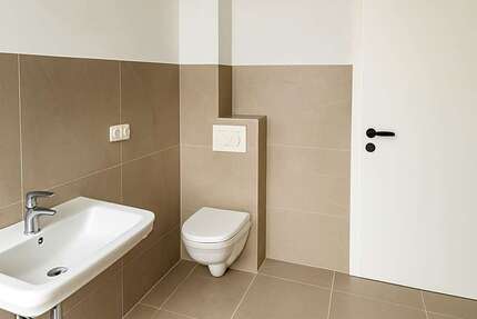 Wohnung zum Mieten in Schöningen 990 € 110 m² 5 zimmer