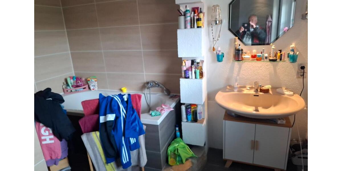 Mehrfamilienhaus, Wohnhaus Bad Sooden-Allendorf Allendorf - 13 Zimmer, 258 m&sup2;, 1.100&euro; | Angebot:26423624