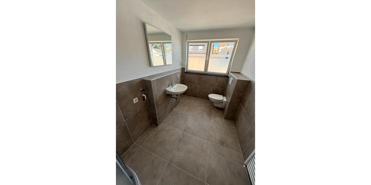 Etagenwohnung Saarlouis - 1 Zimmer, 90 m&sup2;, 900&euro; | Angebot:26600728