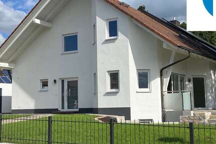 Haus Forchheim - 5 Zimmer, 140 m&sup2;, 1.950&euro; | Angebot:22632799
