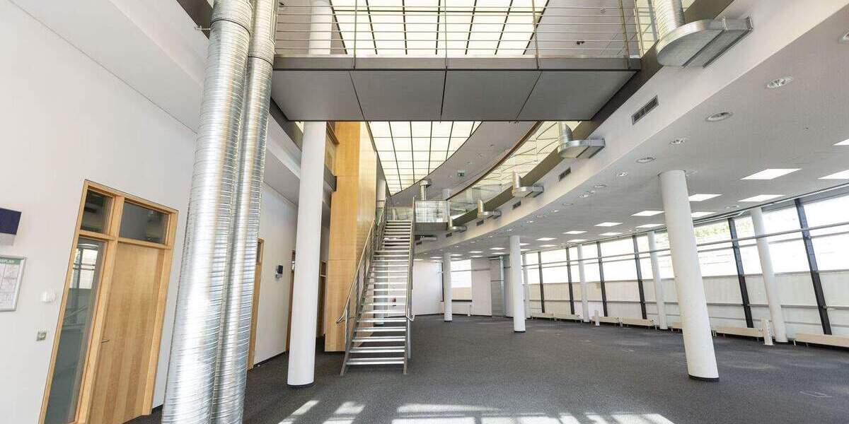 Große Gewerbeeinheit im Zentrum von Merseburg, Top Lage in hochfrequentierter Fußgängerzone! zimmer