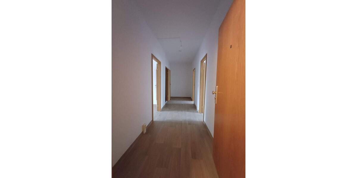 Etagenwohnung Blankenburg - 3 Zimmer, 68 m&sup2;, 452&euro; | Angebot:25781321