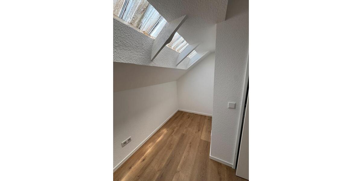 Dachgeschoßwohnung Münster Berg Fidel - 2 Zimmer, 74 m&sup2;, 1.000&euro; | Angebot:26613537