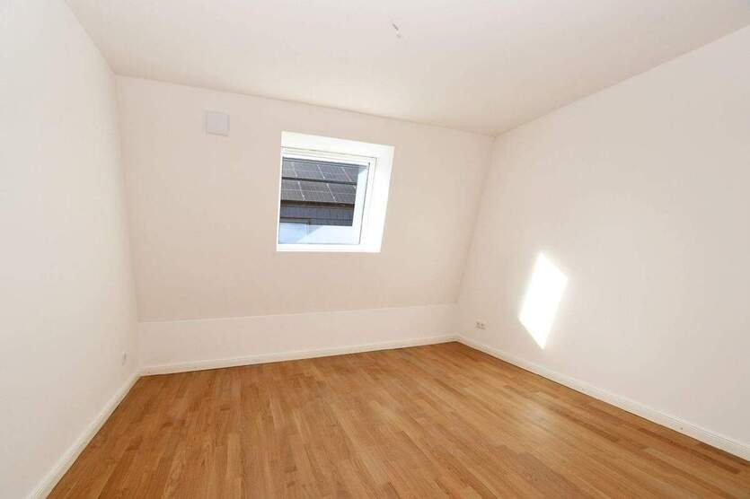 AIGNER - Neubau Erstbezug: hochwertige 4,5-Zimmer-Wohnung auf zwei Etagen in Ramersdorf! 4 zimmer