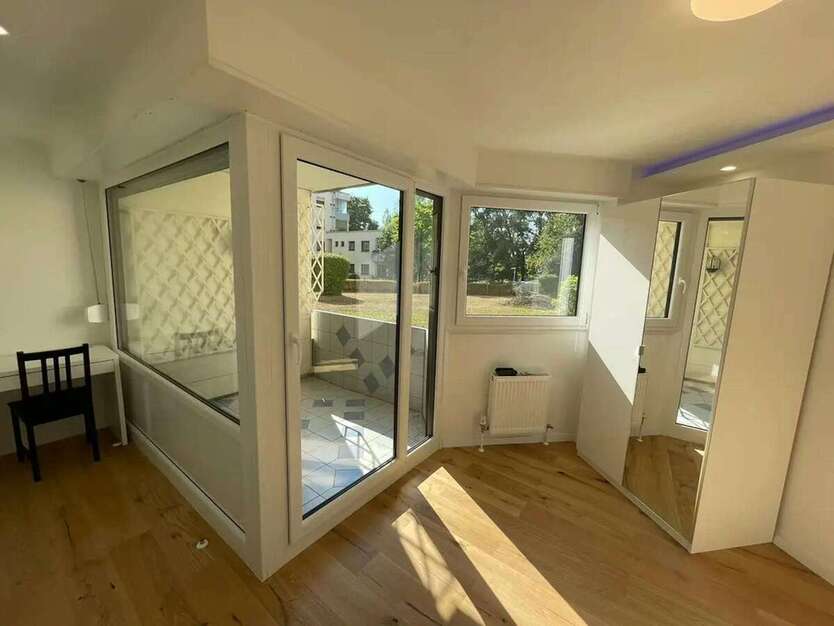 WG-Zimmer in Stuttgart 560 € 16 m² zimmer
