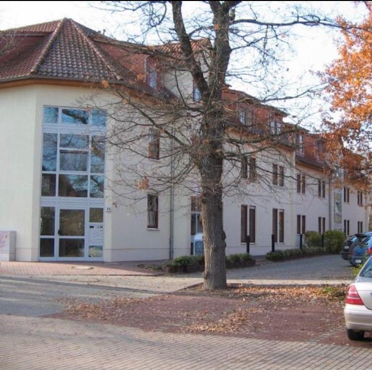 1 Raum Wohnung mit EBK