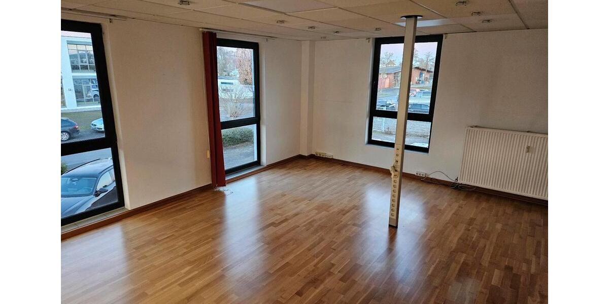 Gewerbeobjekt Salzkotten - 1.850&euro; | Angebot:24356017