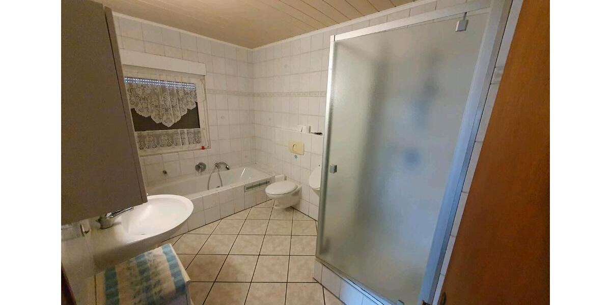 Einfamilienhaus Saterland - 7 Zimmer, 160 m&sup2;, 1.100&euro; | Angebot:26329969