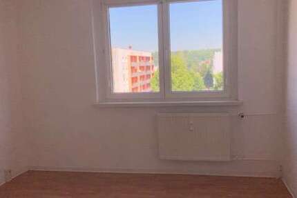 Wohnung Gotha Gotha West - 3 Zimmer, 61 m&sup2;, 370&euro; | Angebot:27067799