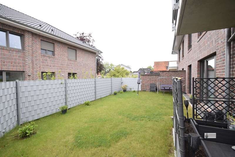 Neubau EG-Whg. links mit Terrasse und Garten Garage und 2 Abstellräumen + Luft-Wärme-Heizung - Erdgeschoßwohnung Syke | Angebot:26480236