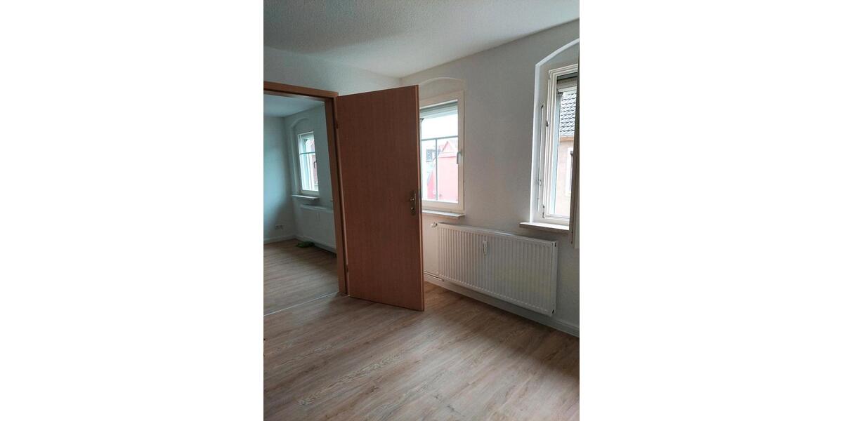 Etagenwohnung Roßwein - 2 Zimmer, 60 m&sup2;, 340&euro; | Angebot:24347943