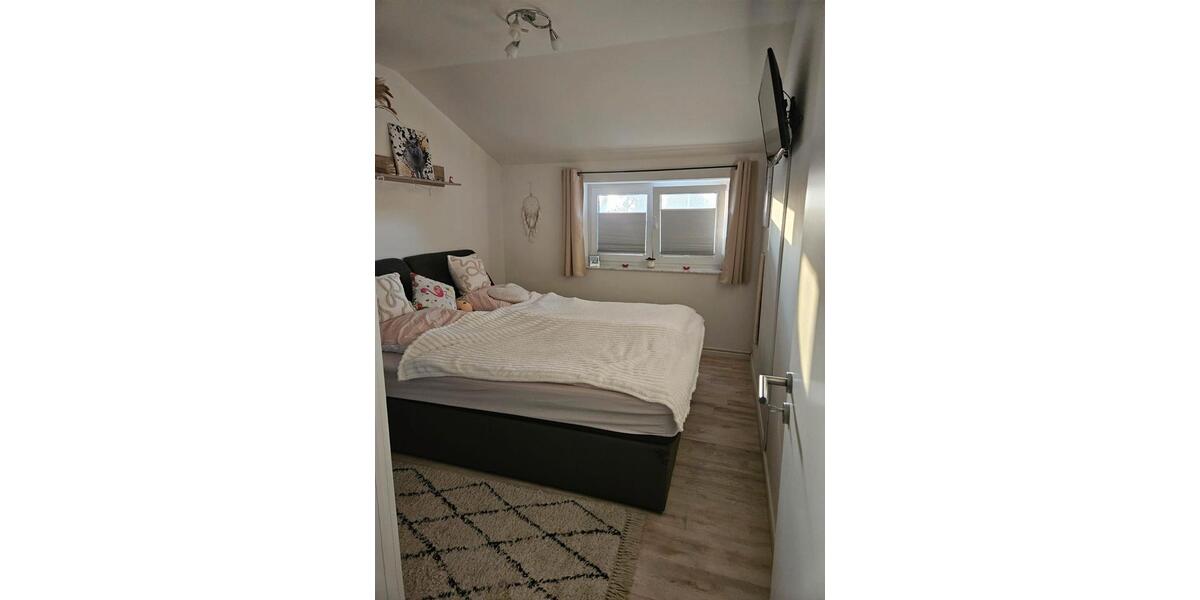 Etagenwohnung Uetersen - 2 Zimmer, 92 m&sup2;, 1.015&euro; | Angebot:26161538