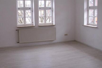 2-Zi.-Küche-Bad-Wohnung (67 qm) 2 zimmer