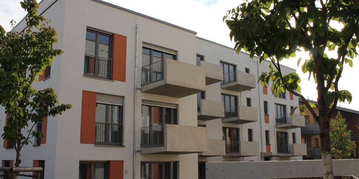 Etagenwohnung Frankfurt am Main Unterliederbach - 4 Zimmer, 111 m&sup2;, 1.492&euro; | Angebot:26741846