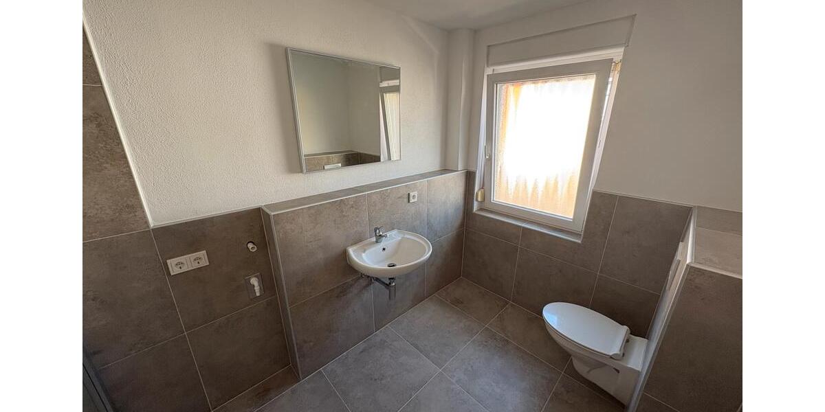 Etagenwohnung Saarlouis - 1 Zimmer, 90 m&sup2;, 900&euro; | Angebot:26600728