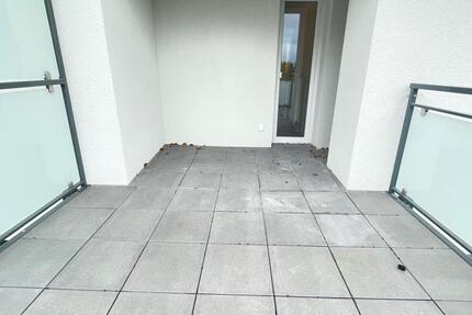 *Aufzug*Balkon*Erstbezug nach Sanierung* 2 zimmer