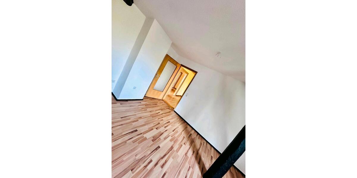 Dachgeschoßwohnung Schöningen - 3 Zimmer, 75 m&sup2;, 550&euro; | Angebot:26631092