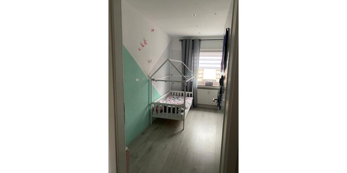 Etagenwohnung Bünde - 3 Zimmer, 110 m&sup2;, 800&euro; | Angebot:24851493